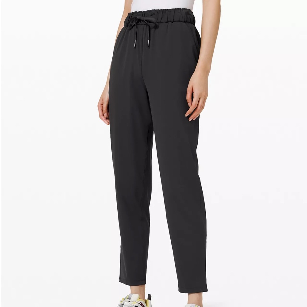 Lululemon Stretch High-Rise Pant 7/8 Length size 6
